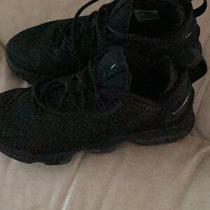 Black Athletic Running Shoes Le Baron Nike size 9